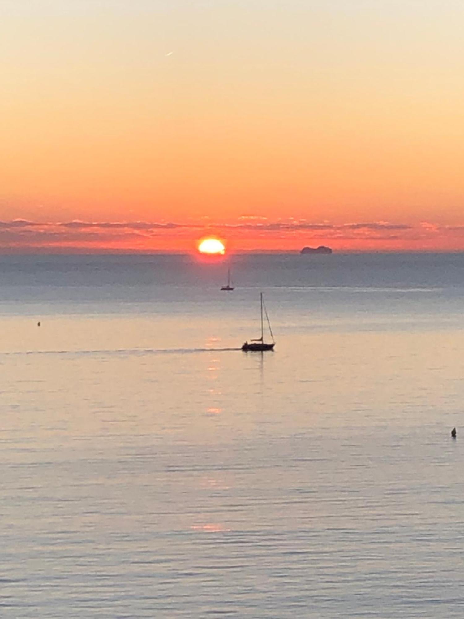 Petit Paradis A Sanary Avec Vue Mer Wifi Et Clim 外观 照片